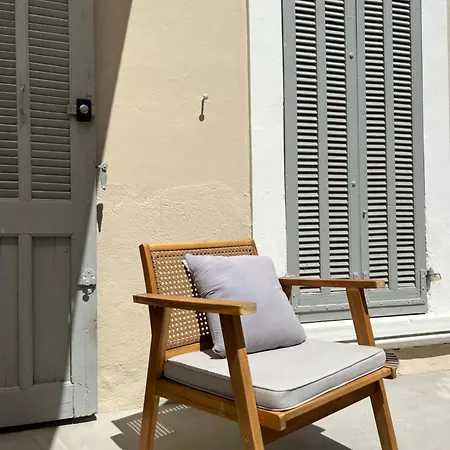 Casa Andrea Tout A Pied Avec Grand Jardin Apartment Sanary-sur-Mer